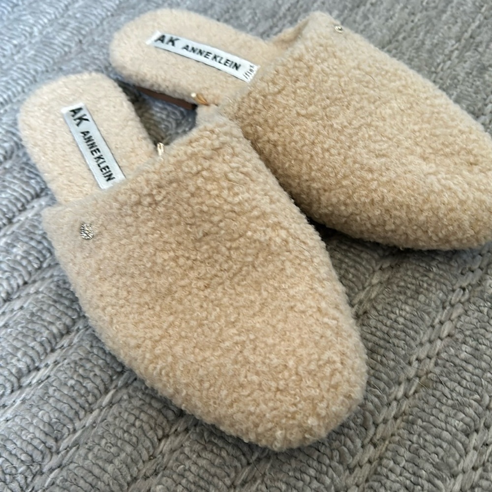 Anne Klein “Alkis” Mule